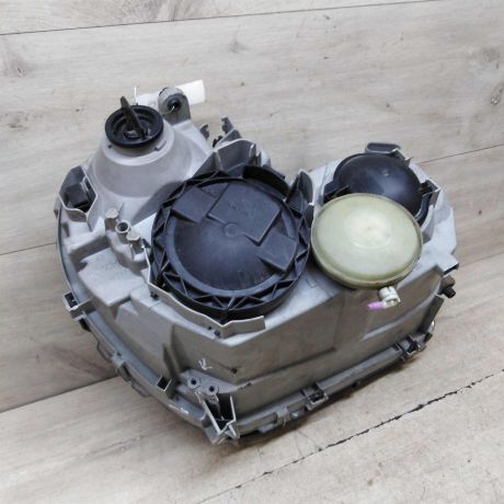 fara-levaia-mercedes-benz-w203-sedan-art-71211-big-5