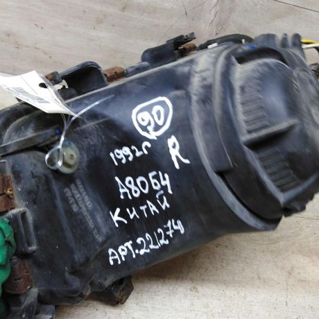 fara-pravaia-audi-80-b4-ne-original-art-71240-big-2