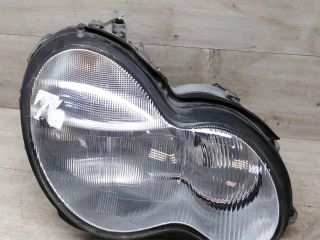 fara-pravaia-mercedes-w203-ksenon-sedan-art-71247