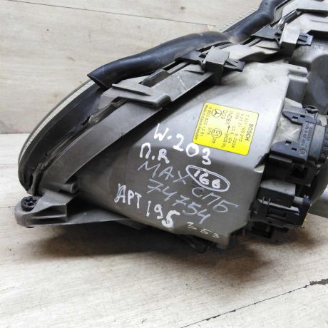 fara-pravaia-mercedes-w203-ksenon-sedan-art-71247-big-1