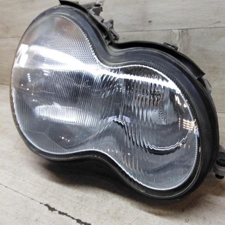 fara-pravaia-mercedes-w203-ksenon-sedan-art-71247-big-6