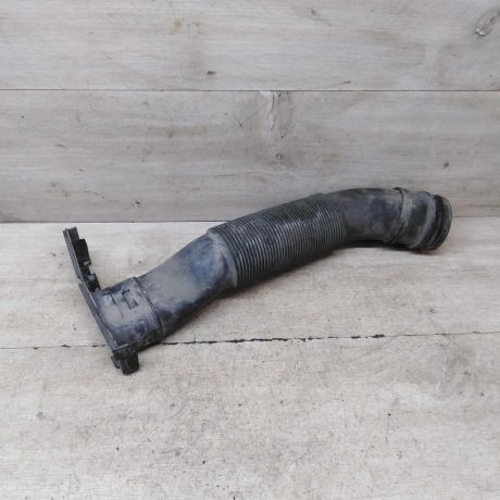 zabornik-vozduxa-volkswagen-polo-v-sedan-art-71251-big-0