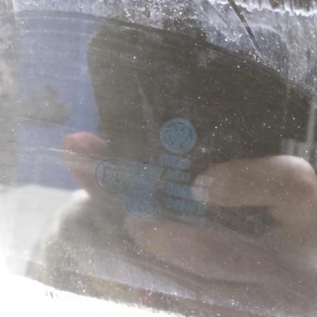 steklo-dveri-zadnee-pravoe-volkswagen-polo-v-sedan-2011-gv-art-71255-big-1