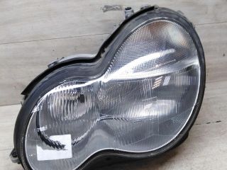 fara-levaia-mercedes-w203-ksenon-sedan-art-71259