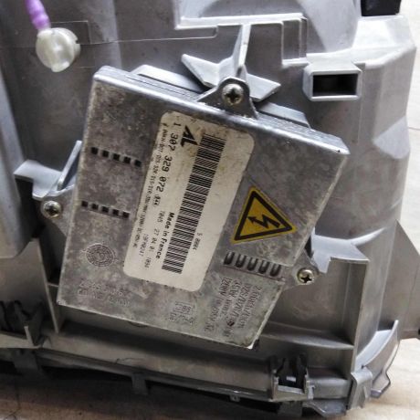 fara-levaia-mercedes-w203-ksenon-sedan-art-71259-big-7