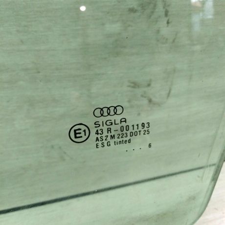 steklo-dveri-perednee-levoe-audi-a4-b5-art-71380-big-2