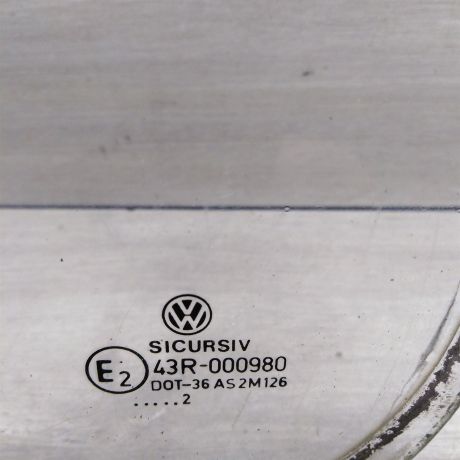 steklo-gluxoe-zadnee-levoe-fortocka-volkswagen-vento-art-71451-big-2