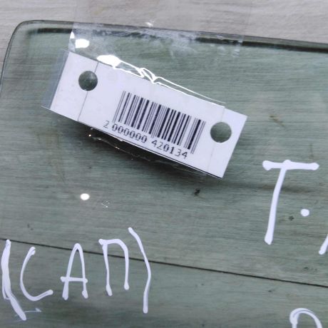 steklo-dveri-zadnee-levoe-toyota-avensis-t250-art-71518-big-1