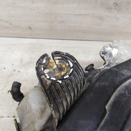 fara-levaia-kia-spectra-defekty-art-71534-big-7