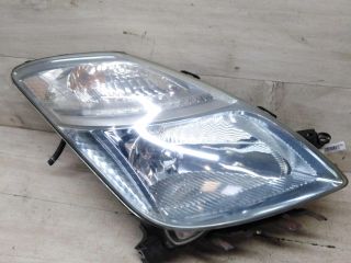 fara-pravaia-toyota-prius-2006-goda-vypuska-bu-art-71590