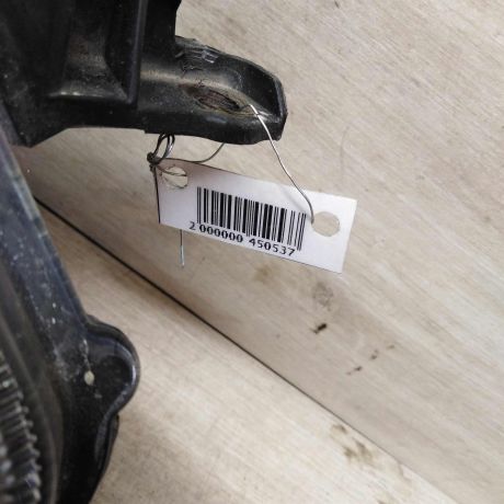 fara-pravaia-toyota-prius-2006-goda-vypuska-bu-art-71590-big-3