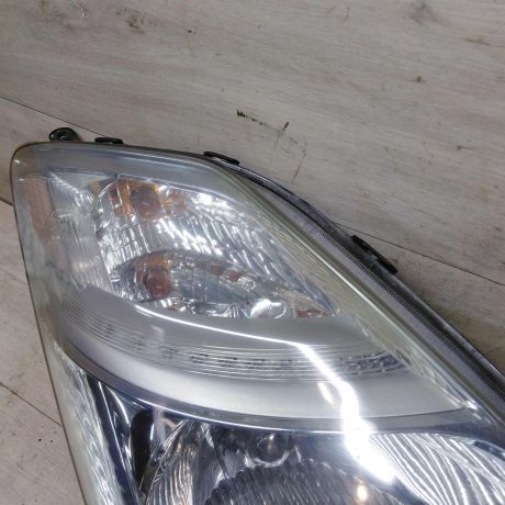 fara-pravaia-toyota-prius-2006-goda-vypuska-bu-art-71590-big-7