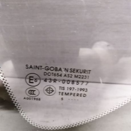 steklo-gluxoe-zadnee-levoe-fortocka-mazda-3-bk-art-71600-big-2