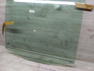 steklo-dveri-zadnee-pravoe-volkswagen-touran-art-71621