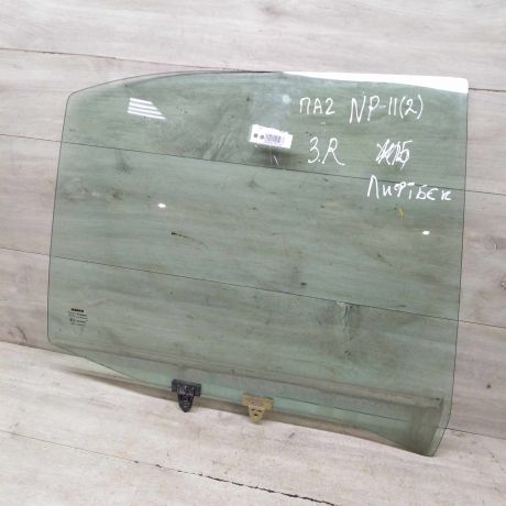 steklo-dveri-zadnee-pravoe-xetcbek-nissan-primera-p11-art-71695-big-0