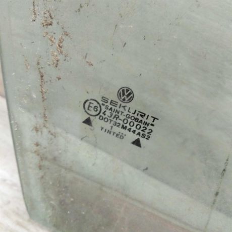steklo-dveri-perednee-pravoe-volkswagen-passat-b3-volkswagen-passat-b4-art-71727-big-1