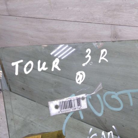 steklo-gluxoe-zadnee-pravoe-volkswagen-touran-fortocka-art-71737-big-2