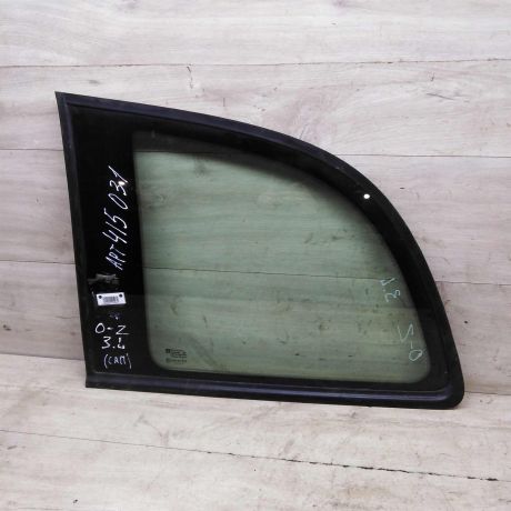 steklo-gluxoe-zadnee-levoe-opel-zafira-a-fortocka-art-71832-big-0