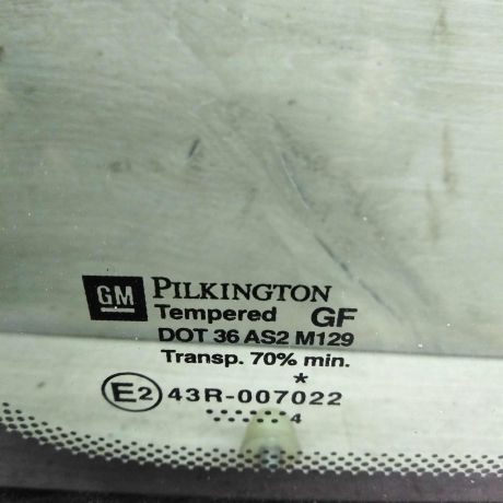 steklo-gluxoe-zadnee-levoe-opel-zafira-a-fortocka-art-71832-big-2
