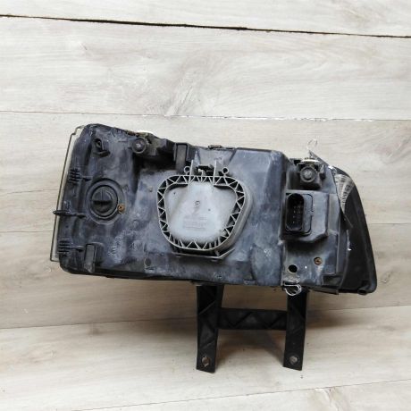 fara-levaia-volkswagen-transporter-t5-art-72932-big-1