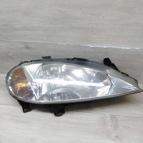 fara-pravaia-renault-megane-1-rest-art-72994-big-0