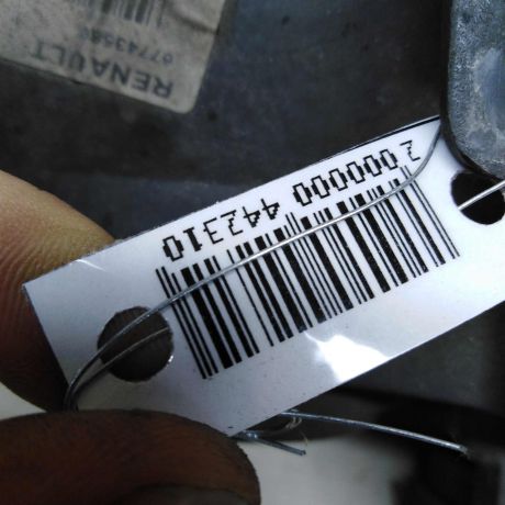 fara-pravaia-renault-megane-1-rest-art-72994-big-4