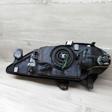 fara-pravaia-renault-megane-1-rest-art-72994-big-6