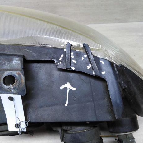 fara-pravaia-renault-megane-1-rest-art-72994-big-7