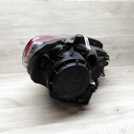 fara-levaia-volkswagen-golf-plus-art-72995-big-5