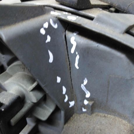 fara-levaia-mercedes-w210-defekt-art-73002-big-3