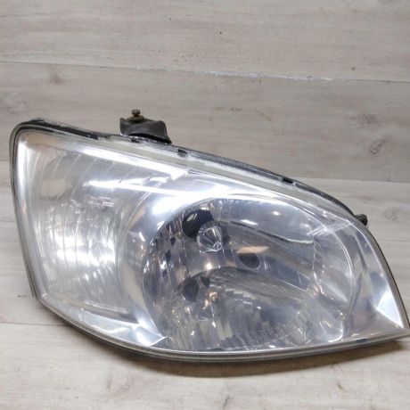 fara-peredniaia-pravaia-hyundai-getz-dorestailing-defekt-art-73020-big-0