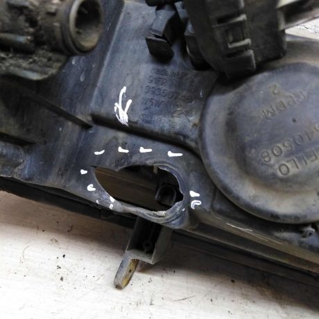 fara-peredniaia-levaia-opel-vectra-b-defekt-art-73275-big-4