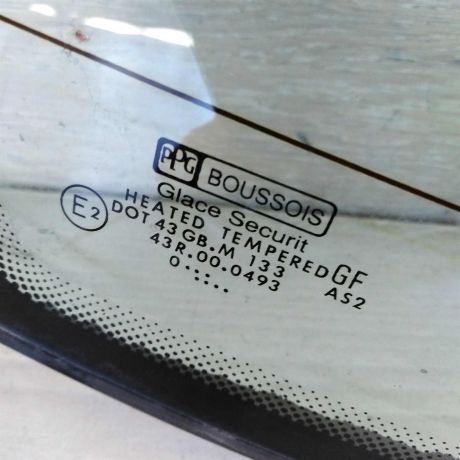 steklo-zadnee-sedan-opel-vectra-a-art-73343-big-1