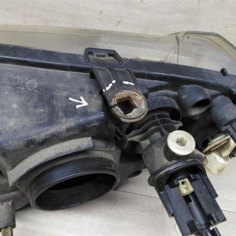 fara-pravaia-renault-logan-1-art-73417-big-3