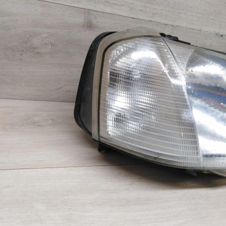 fara-pravaia-renault-logan-1-art-73417-big-2