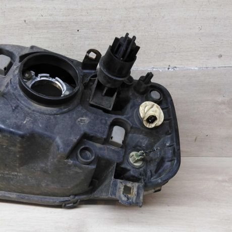 fara-pravaia-renault-logan-1-art-73417-big-4