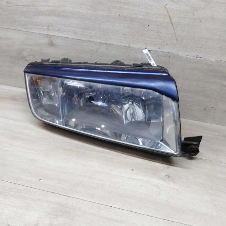 fara-peredniaia-pravaia-skoda-fabia-i-art-73464-big-0