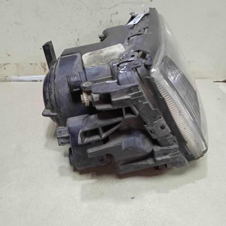 fara-pravaia-audi-100-c4-defekt-art-73637-big-3