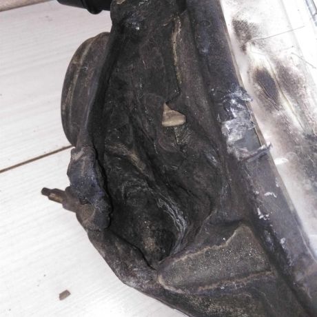 fara-peredniaia-levaia-defekt-lada-largus-art-73640-big-2