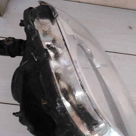 fara-peredniaia-levaia-defekt-lada-largus-art-73640-big-4