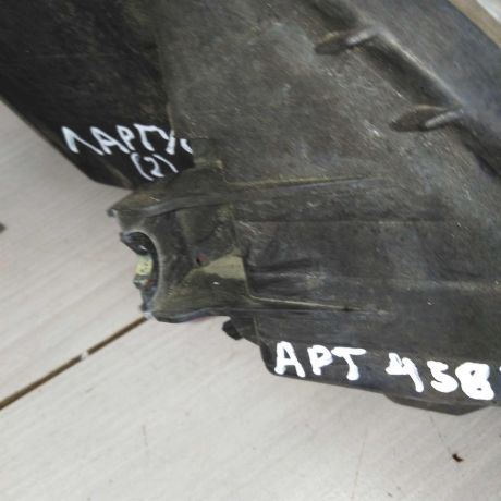 fara-peredniaia-levaia-defekt-lada-largus-art-73640-big-7