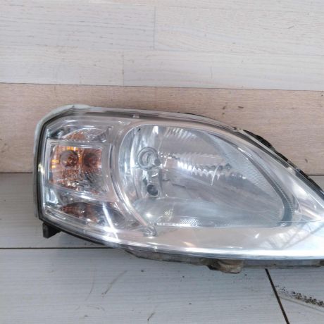 fara-pravaia-defekt-lada-largus-art-73862-big-0