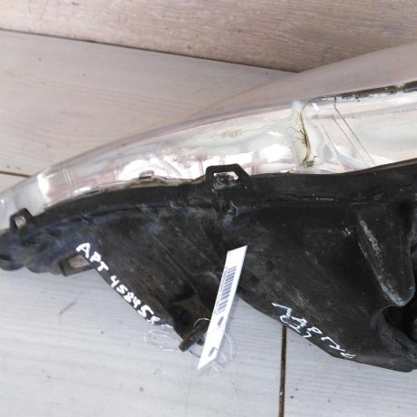 fara-pravaia-defekt-lada-largus-art-73862-big-1