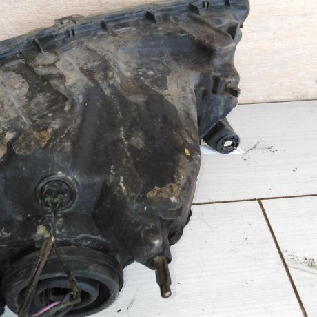 fara-pravaia-defekt-lada-largus-art-73862-big-5