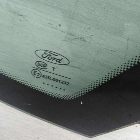 steklo-gluxoe-zadnee-pravoe-fortocka-xetcbek-ford-focus-2-rest-art-74142-big-2