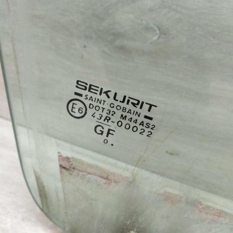 steklo-dveri-perednee-pravoe-opel-vectra-a-art-74436-big-2