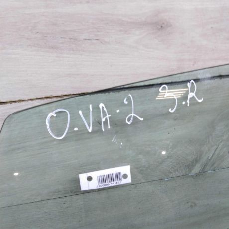 steklo-dveri-zadnee-pravoe-sedan-opel-vectra-a-art-74554-big-1