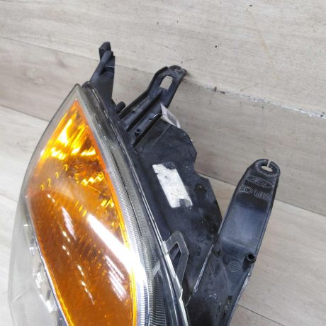 fara-peredniaia-pravaia-ford-fusion-i-art-74576-big-2