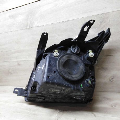 fara-peredniaia-pravaia-ford-fusion-i-art-74576-big-6