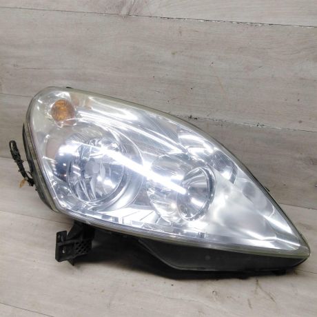 fara-peredniaia-pravaia-opel-zafira-b-art-74582-big-7